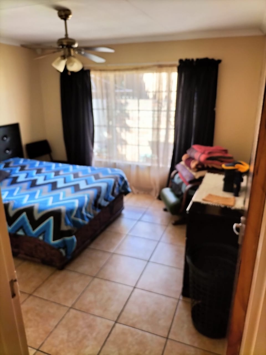 3 Bedroom Property for Sale in Miederpark North West